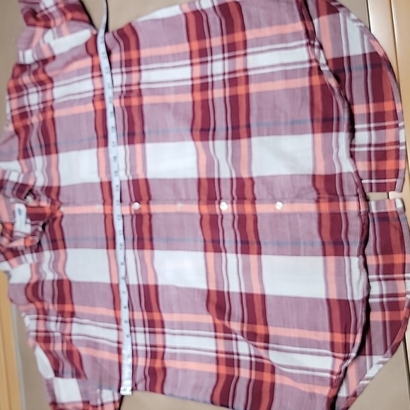 Old Navy Size XL Maroon Plaid Boyfriend Slit Back Shirt, Exc. Used Condition - Picture 8 of 14